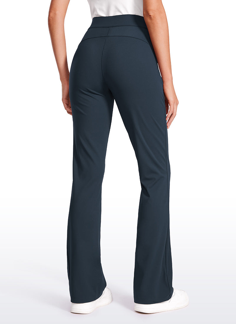 Pantalon évasé extensible avec poches zippées 31