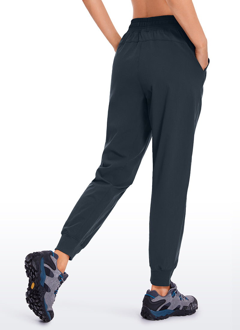 Pantalon de jogging léger avec poches zippées 27,5'' 